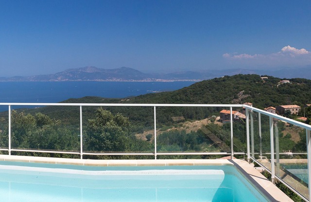 NEW VILLA HEATED POOL EXCEPTIONAL PANORAMA 6 PEOPLE