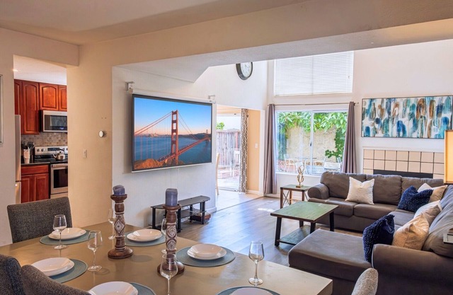 New4BR! Spacious house Mins to Meta, San Mateo