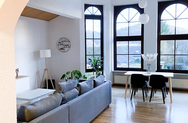 Newly furnished vacation apartment with a fantastic view of the castle