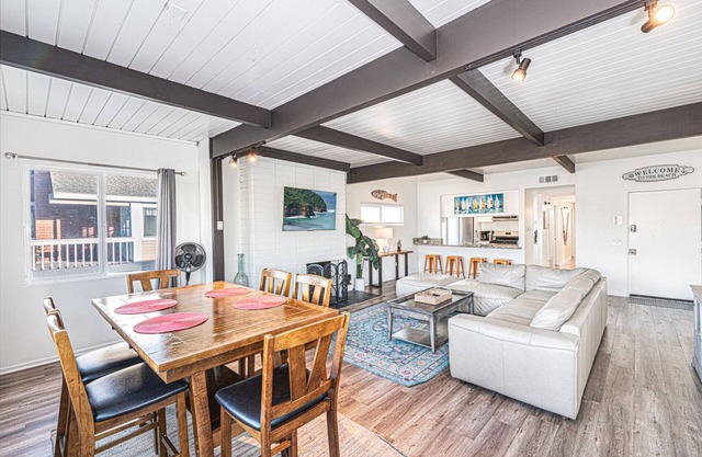 Newly Listed! Triplex for the whole family, just one house from the sand!