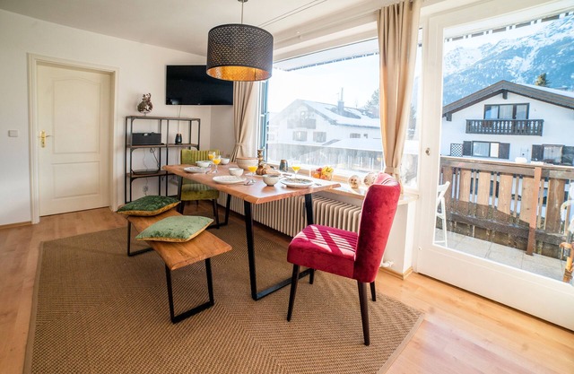 Newly renovated, lovingly furnished apartment available from April 2019.