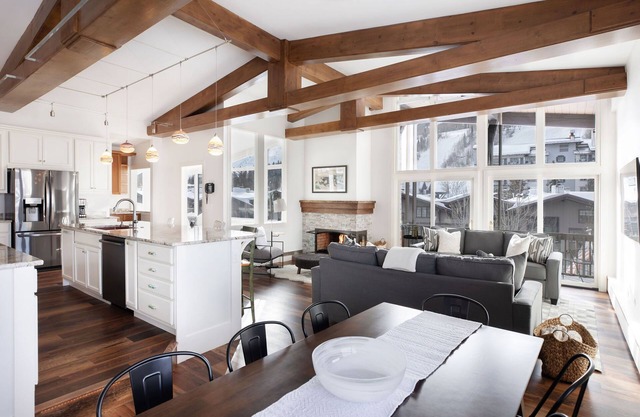 Newly Renovated 4 Bedroom/3 Bathroom Luxury Penthouse in Vail Village