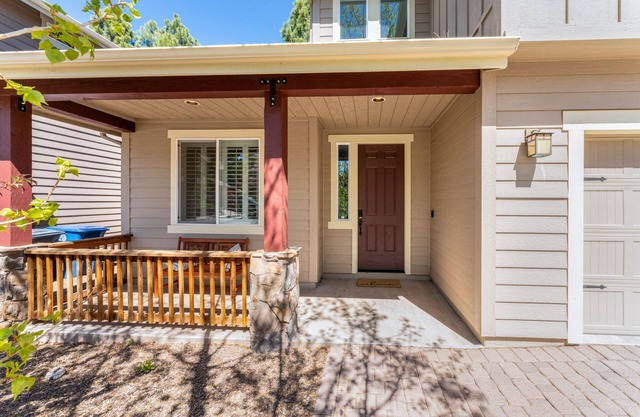 Newly Renovated Mountain Getaway Stocked for Fun! -