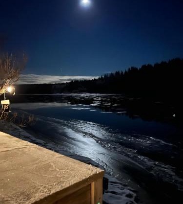 Newly Renovated Red Riverfront House