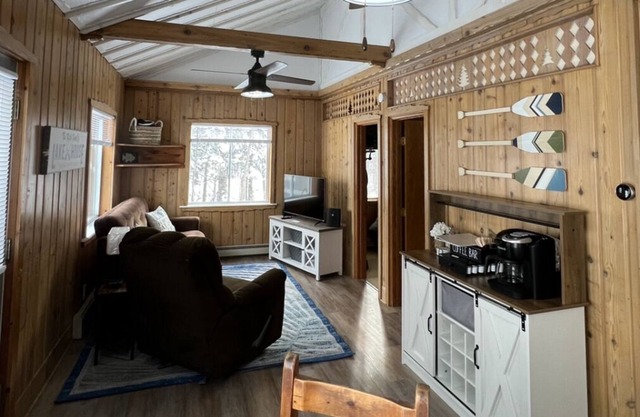 Newly updated cabin on Lake Gogebic