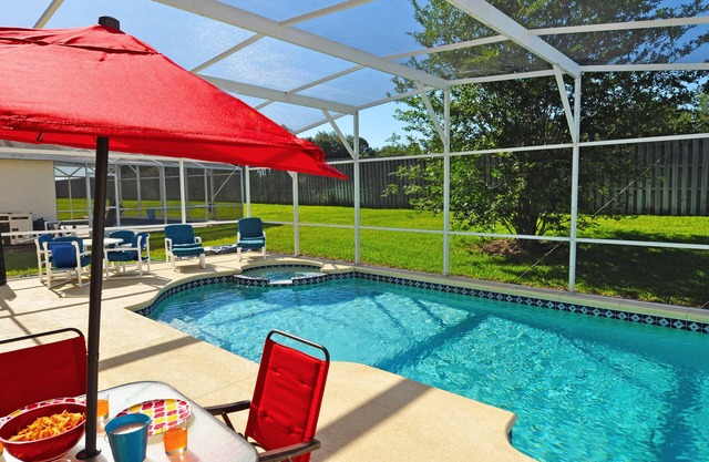 Newly Updated, Large Pool, Spa, Game Room, Near Disney, No Rear Neighbor