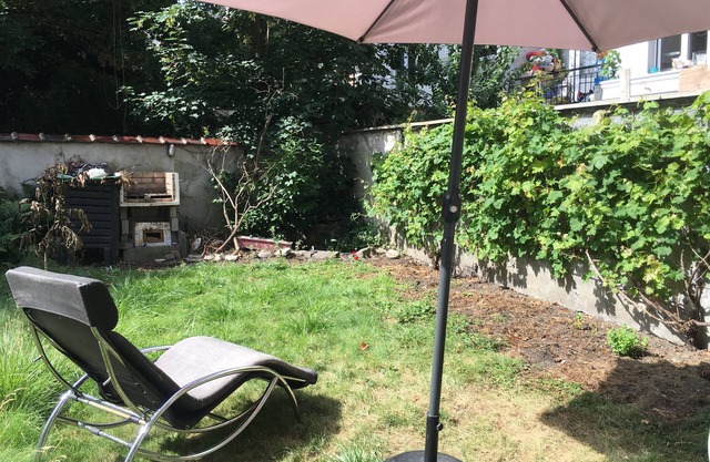 Nice apartment with backyard close to city center