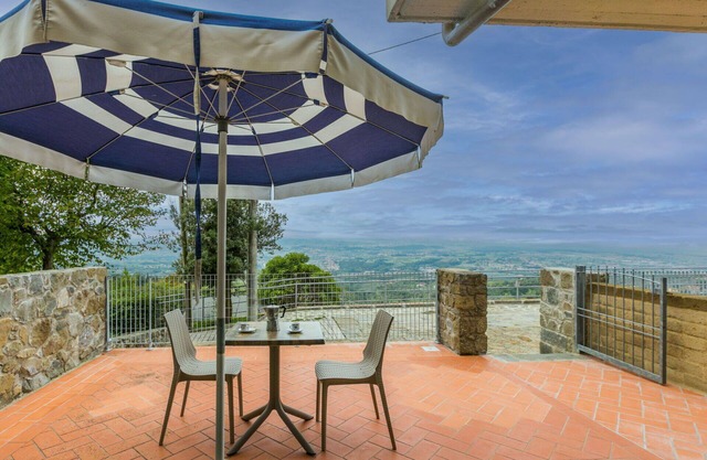 Nice apartment for 2 guests with WIFI, pool, TV, terrace and pets allowed