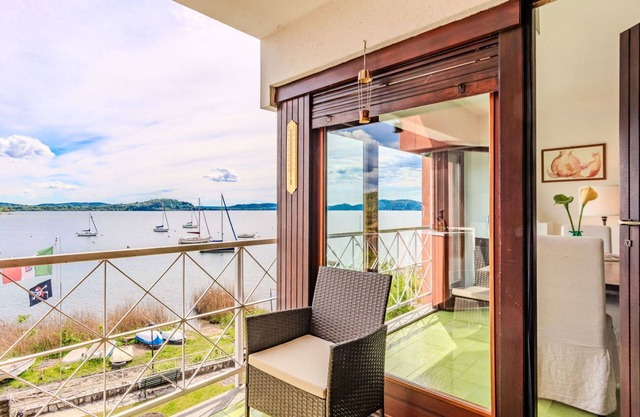 Nice apartment for 5 guests with WIFI, pool, TV, balcony and pets allowed