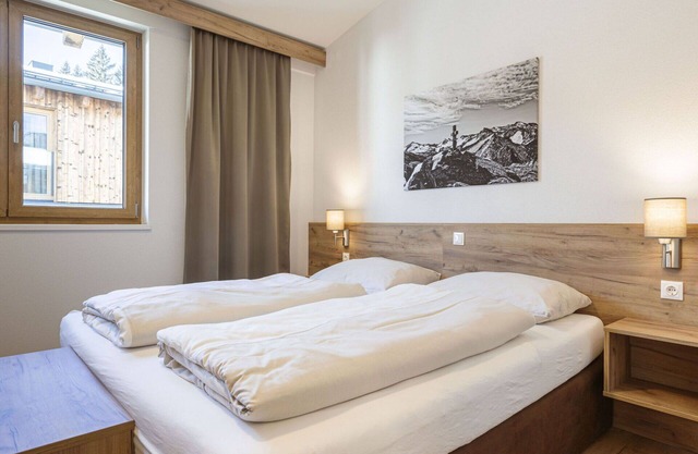 Nice apartment for 10 people with pool, WIFI, TV and terrace