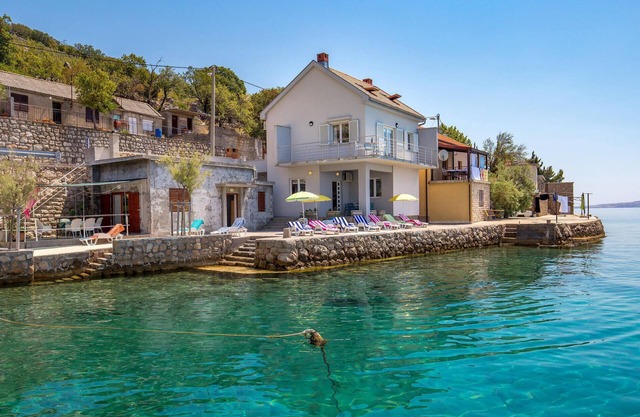 Nice apartment in Lukovo Sugarje