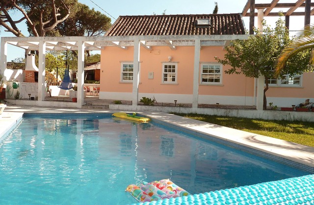 Nice holiday house near meco - Sesimbra- PORTUGAL 35klm Lisbon