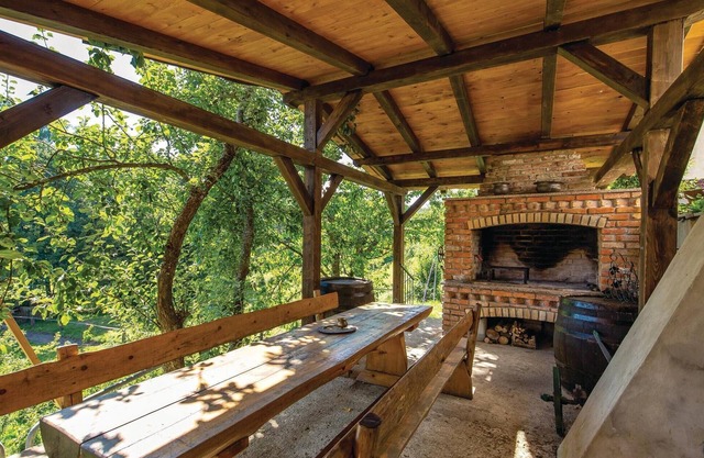 Nice home in Fuzine with kitchen