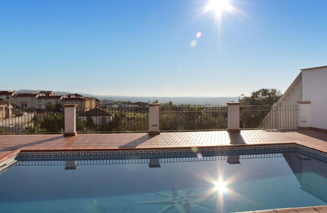 Nice home in Hornachuelos with WiFi