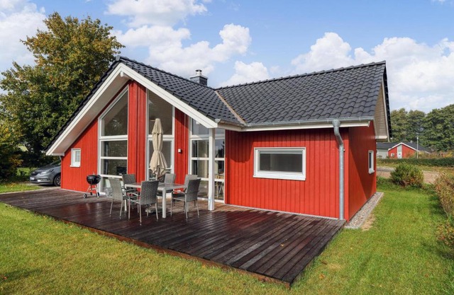 Nice Home In Krems Iiwarderbrück