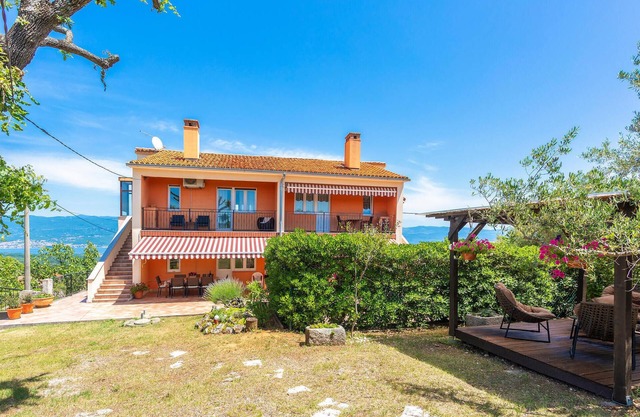 Nice home in Risika with house sea view