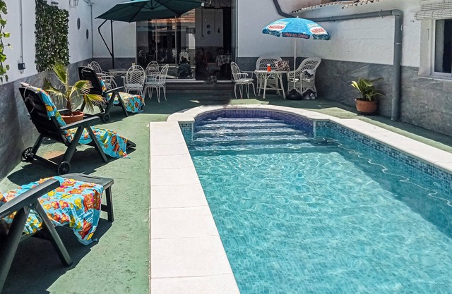 Nice home in Trasmulas, Granada