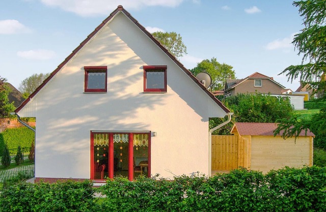 Nice home in Wohlenberg with kitchen