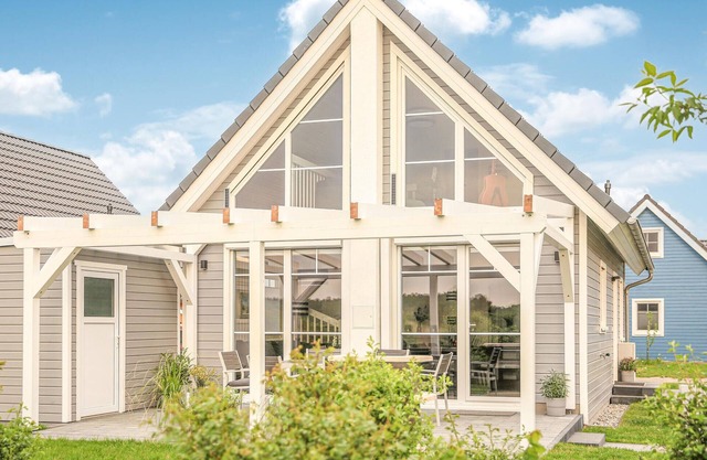 Nice home in Zerpenschleuse with sauna