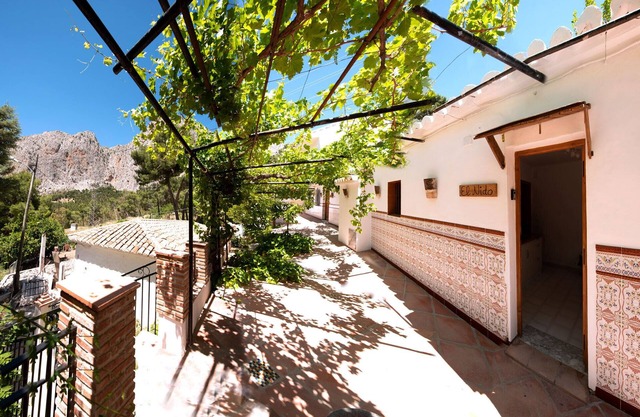 Nice house with views in El Chorro