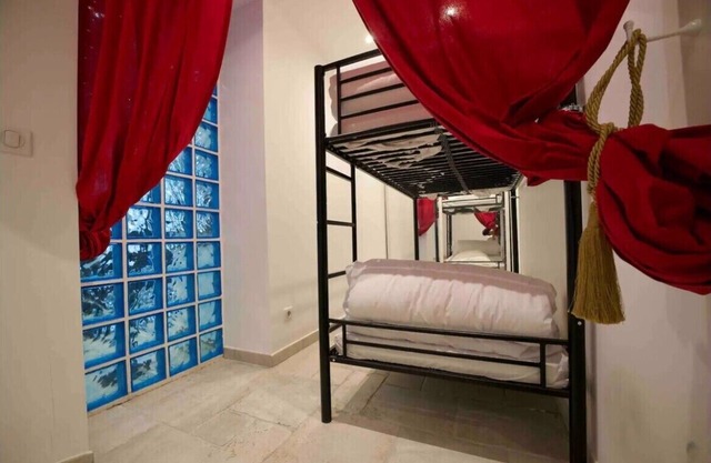Nice Modern apartment with heated pool, terrace, garage and streetcar 2 min away