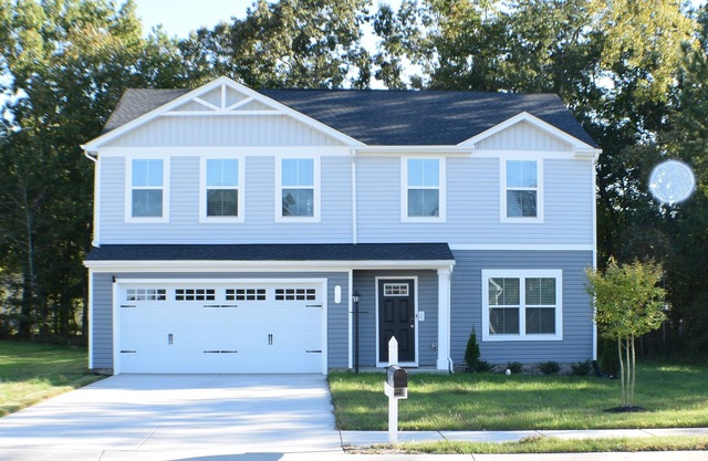 Nice! New home near VSU x Fort Lee Military Base mins to DT Richmond VA