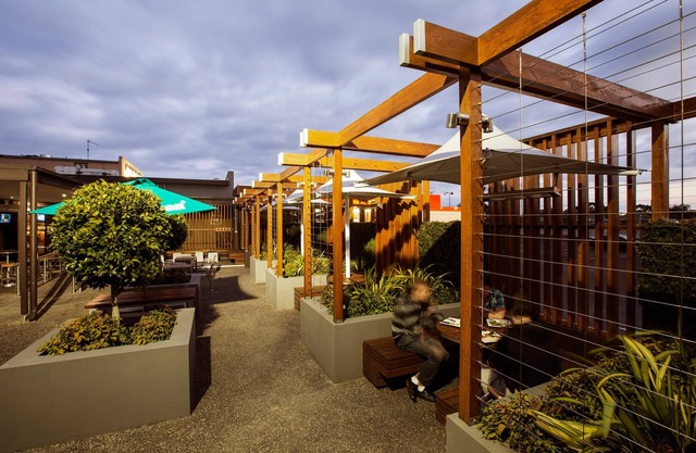 Nightcap at Keysborough Hotel