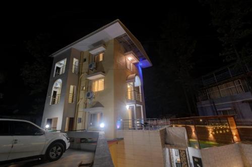 Nikams Villa 6,BHK With Swimming Pool