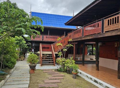 Nipatra Homestay