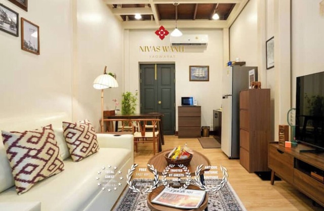 Nivas Wanit 3 BEDROOMS +1 SFB Yaowarat/MRT/Entire house 85 m²