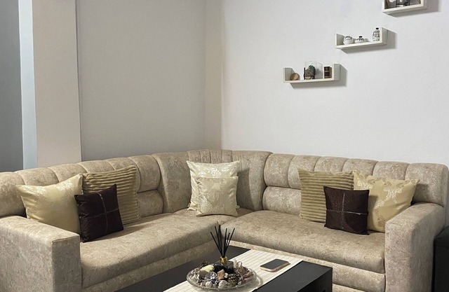 Noor Lyang apartment, family- sized, close to main market