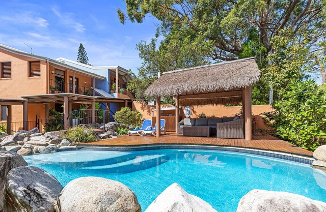 Noosa private sanctuary, walking distance to beach