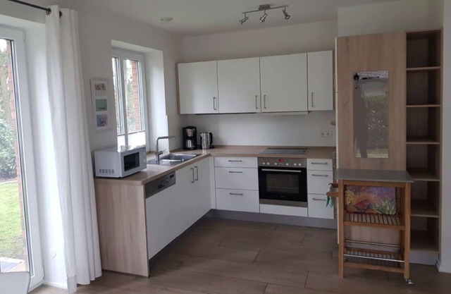 Nordheide/near Hamburg: modern, quiet apartment with garden and dog sitting service