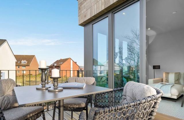 Nordic Suite - Infrared Shower, Balcony, Ethanol Fireplace, Wine Cooler, Quooker