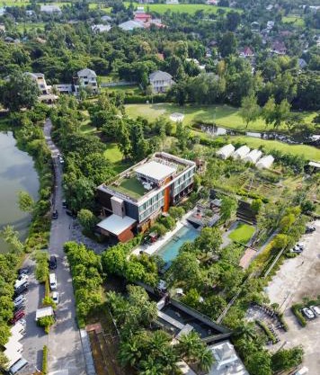 North Hill City Resort