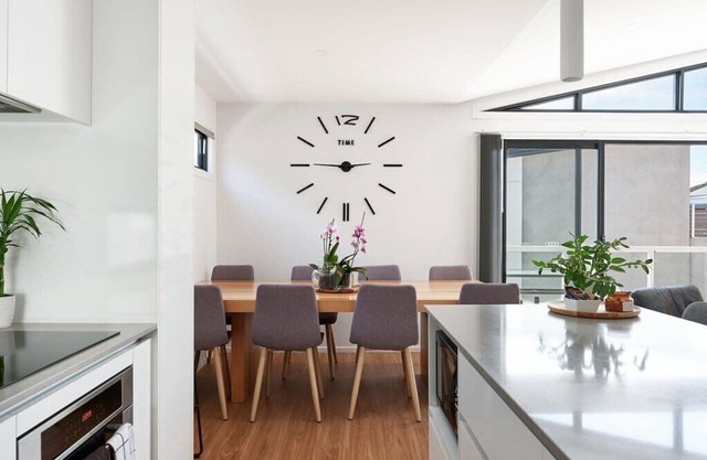 North Hobart townhouse close to the action