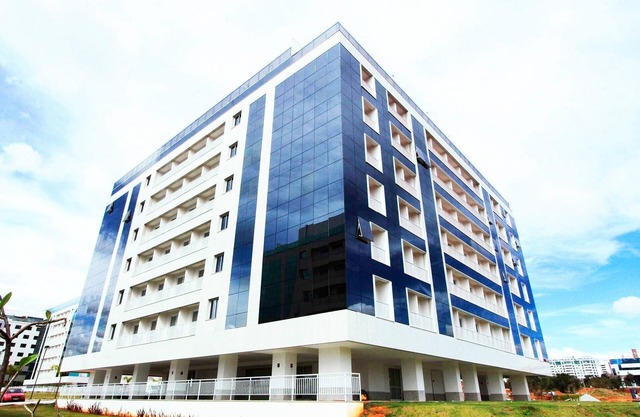 Northwest Atrium Platine SQNW 311 by CentoEdez