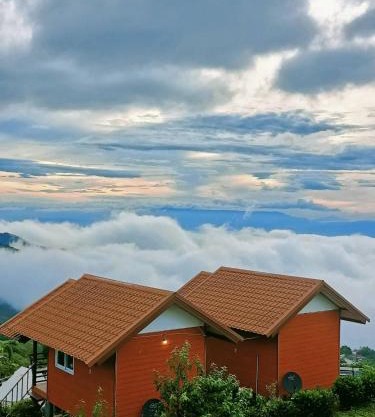 Nuea Tawan at Phu Thap Buek