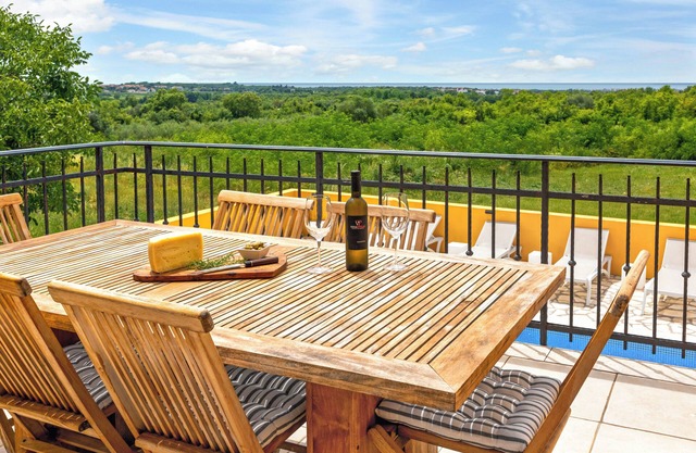 nVilla Umag Istria sea view private pool 3 bedrooms and garage by Rentistra