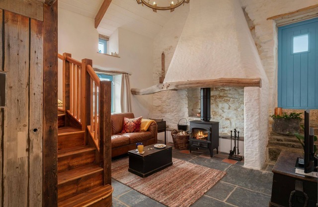 Nyth Fach, Nanternis