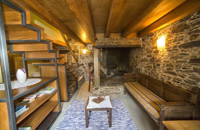 O Acivro Aloxamentos Rurais