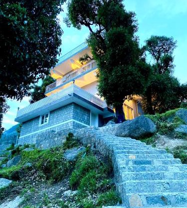 Oak By The River - Dharamshala