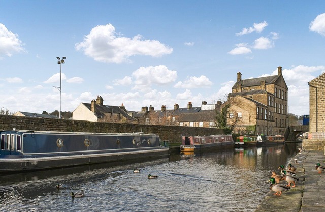 Oakworth Cottage Three - UK42149