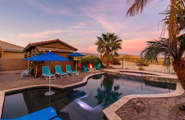 Oasis Escape - Sleeps 12! Pool-Spa-Ping Pong-BBQ