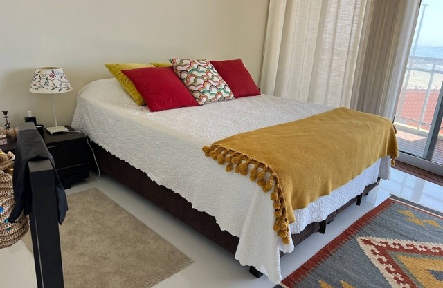 Ocean facing cozy spot. A painting-like stay, brimming with light and fresh air.