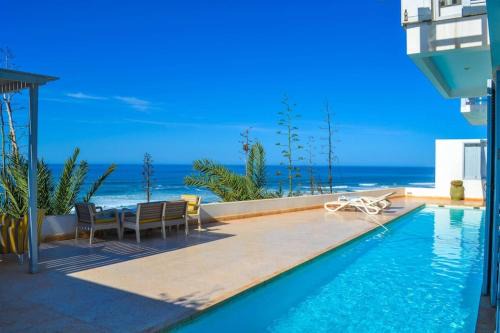 Ocean-front villa, private pool - south of Agadir