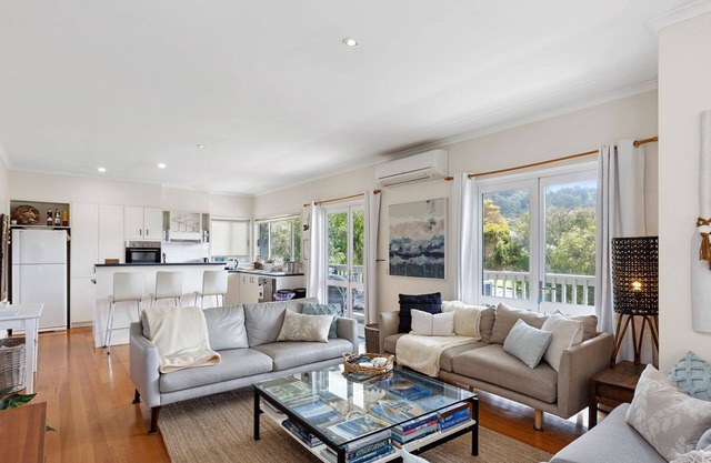 Ocean Mist - Apollo Bay