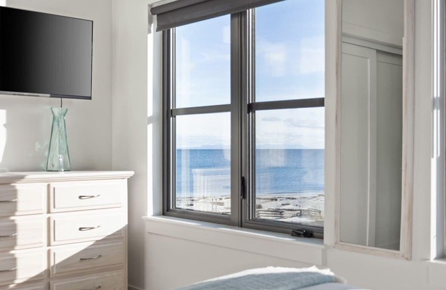 Ocean's 7 at THE BEACH HOUSE