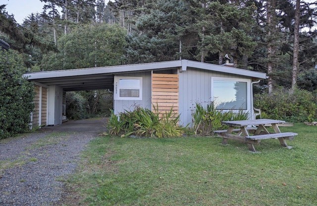 Ocean View Cabin At Cove Beach