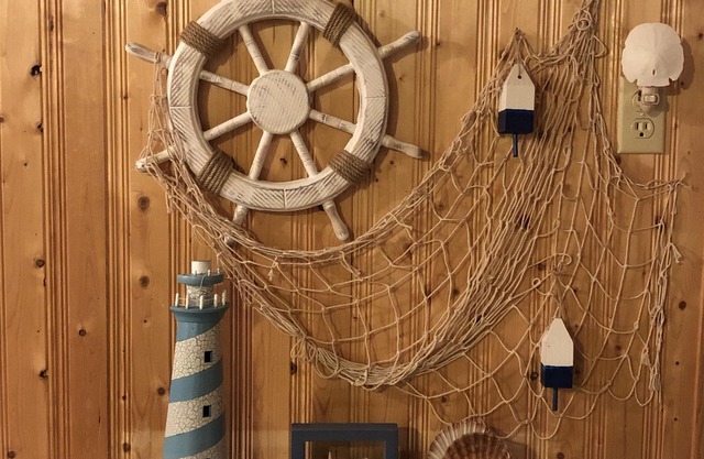 Ocean View Cottage with shared private access to the beach